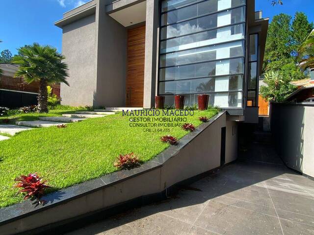 #1640 - Casa para Venda em Santana de Parnaíba - SP