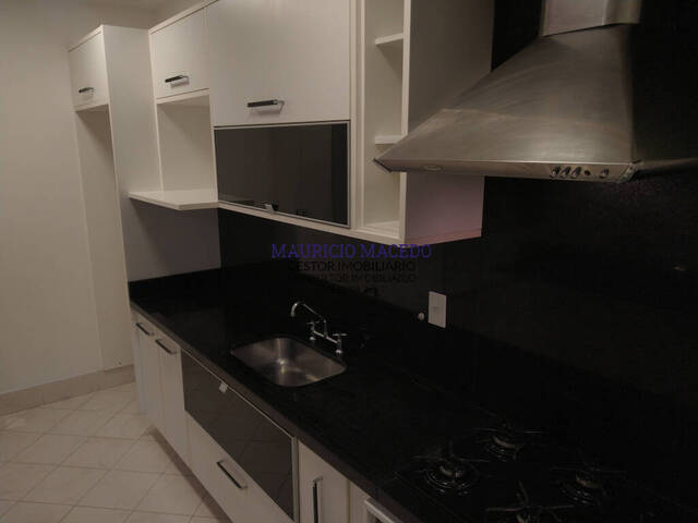 Apartamento para Venda em Santana de Parnaíba - 4