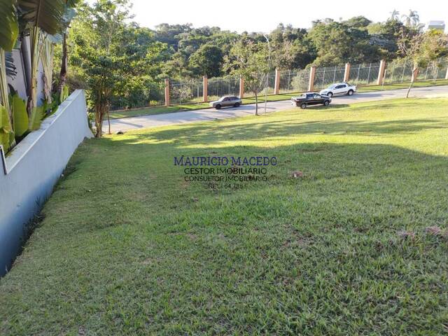 Terreno para Venda em Santana de Parnaíba - 3