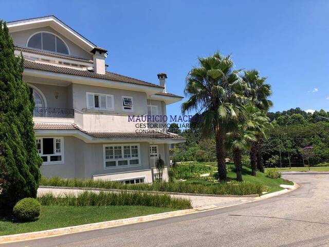 #1671 - Casa para Venda em Santana de Parnaíba - SP