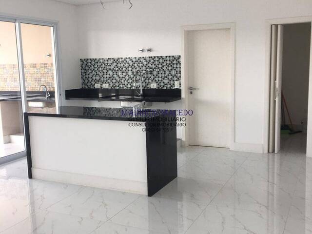 #1674 - Casa para Venda em Santana de Parnaíba - SP