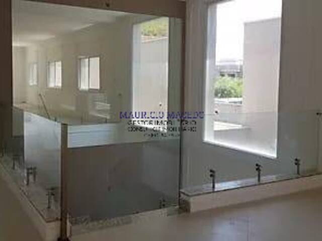 Casa para Venda em Santana de Parnaíba - 2