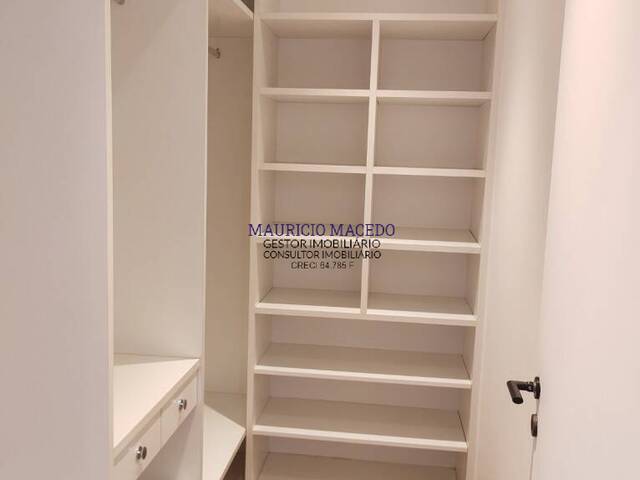 #1677 - Casa para Venda em Barueri - SP