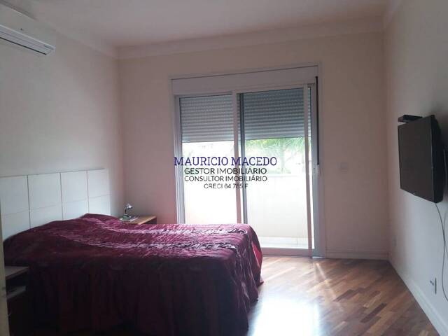 #1680 - Casa para Venda em Santana de Parnaíba - SP