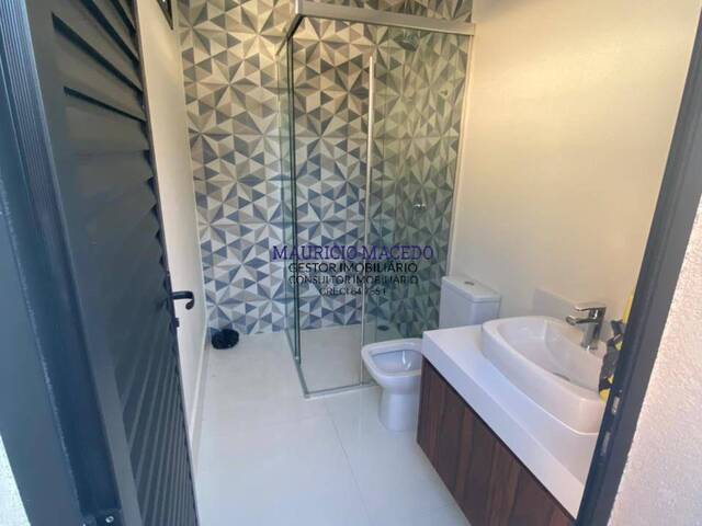 Casa para Venda em Santana de Parnaíba - 5