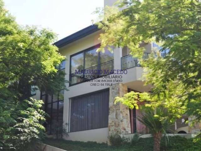 #1691 - Casa para Venda em Santana de Parnaíba - SP
