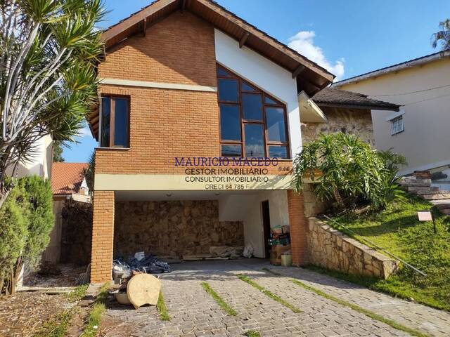 #1697 - Casa para Venda em Santana de Parnaíba - SP