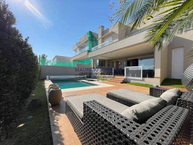 #1704 - Casa para Venda em Santana de Parnaíba - SP