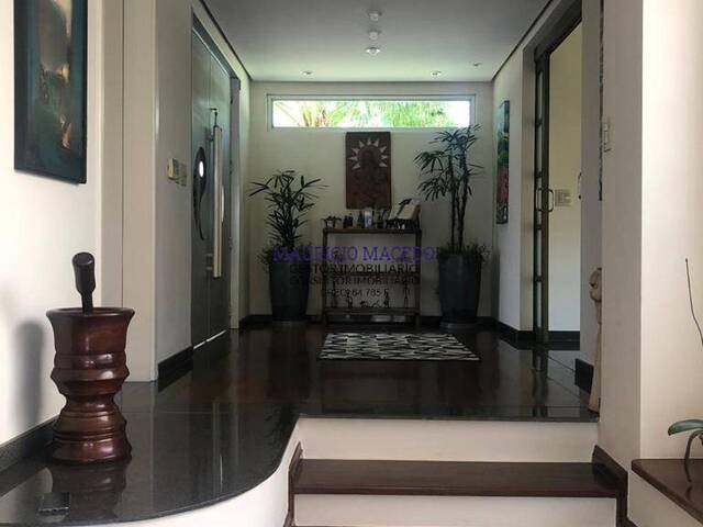 Casa para Venda em Santana de Parnaíba - 5