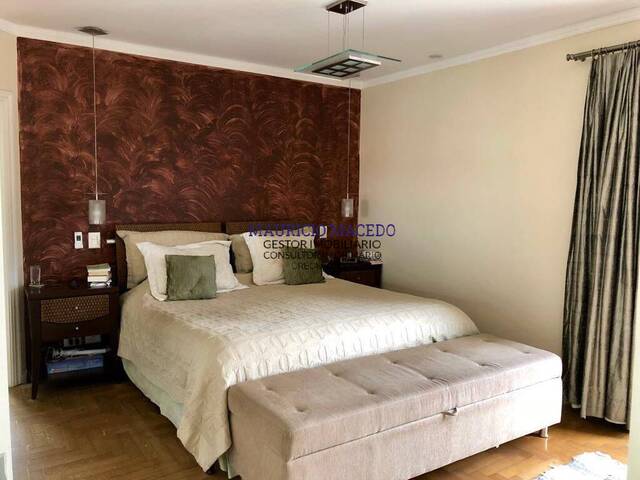 Casa para Venda em Santana de Parnaíba - 4