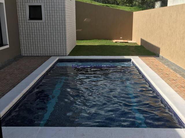 Casa para Venda em Santana de Parnaíba - 5