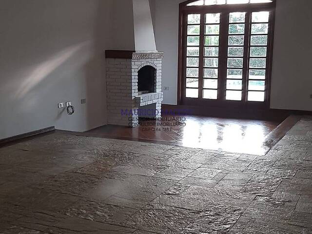 Casa para Locação em Santana de Parnaíba - 4