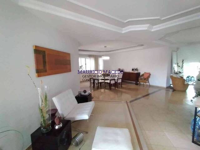 Casa para Venda em Santana de Parnaíba - 3