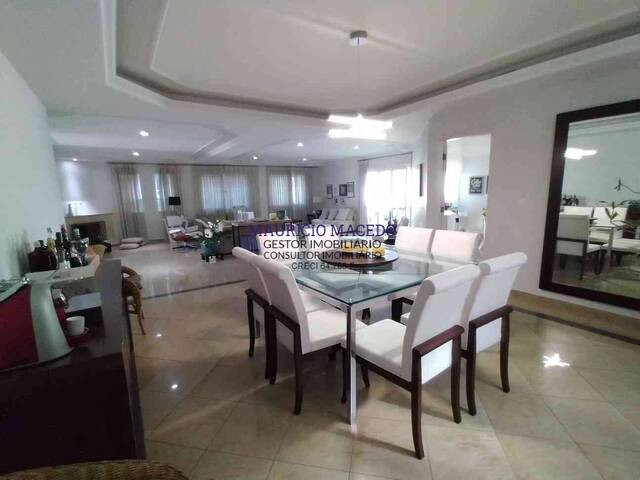 Casa para Venda em Santana de Parnaíba - 5
