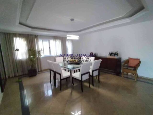 Casa para Venda em Santana de Parnaíba - 4