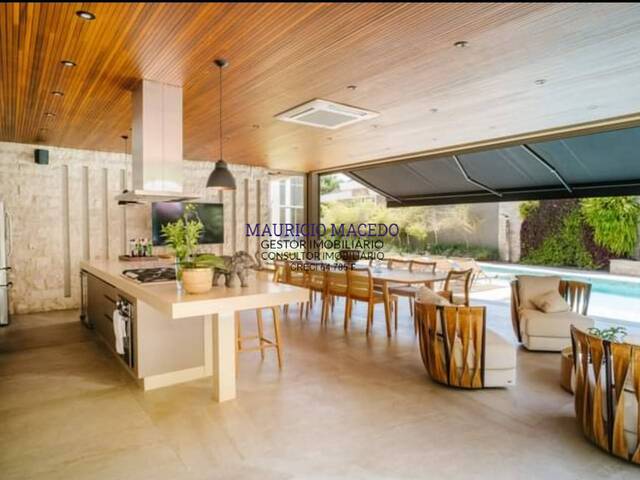 Casa para Venda em Santana de Parnaíba - 5