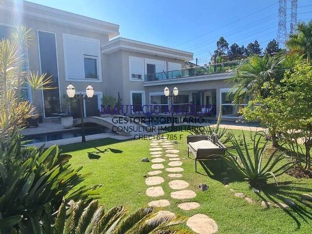#1743 - Casa para Venda em Santana de Parnaíba - SP