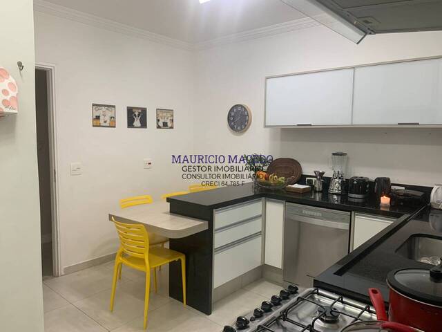 Casa para Venda em Santana de Parnaíba - 4
