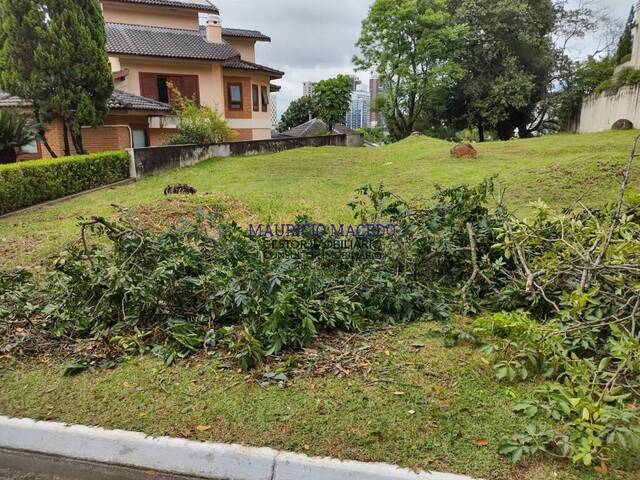 #1759 - Terreno para Venda em Santana de Parnaíba - SP - 3
