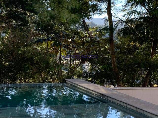 #1770 - Casa para Venda em Santana de Parnaíba - SP