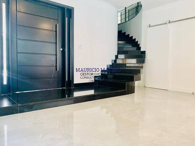 #1778 - Casa para Venda em Santana de Parnaíba - SP