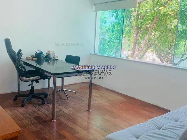 Casa para Venda em Santana de Parnaíba - 4