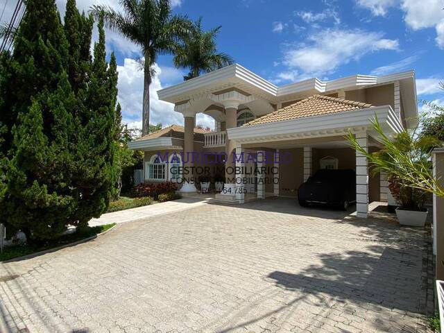 Casa para Venda em Santana de Parnaíba - 5