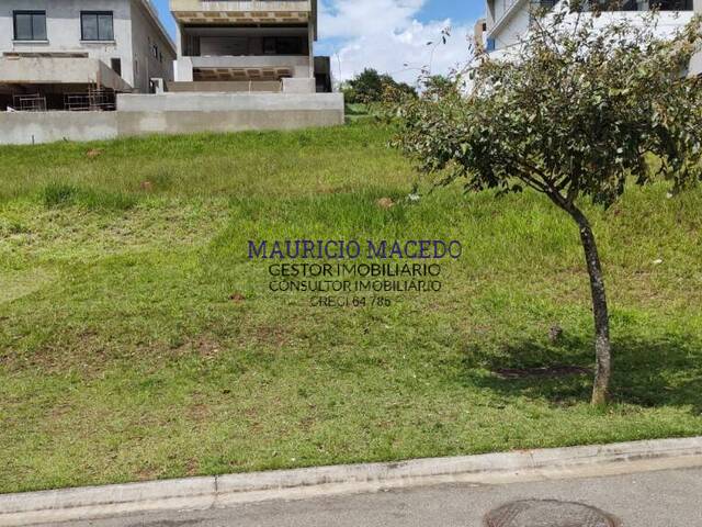 Terreno para Venda em Santana de Parnaíba - 4