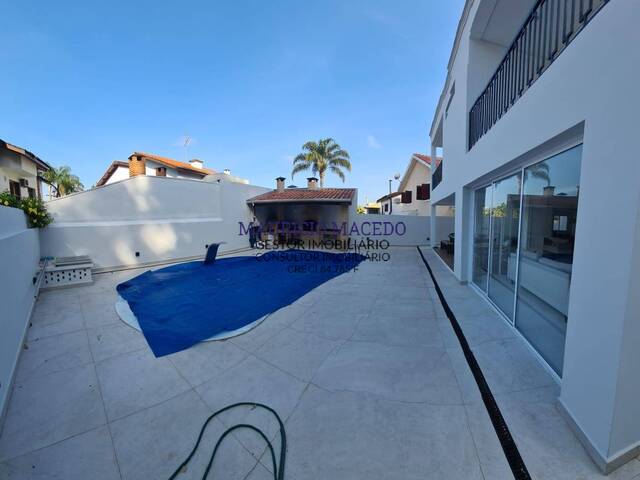 Casa para Venda em Santana de Parnaíba - 4