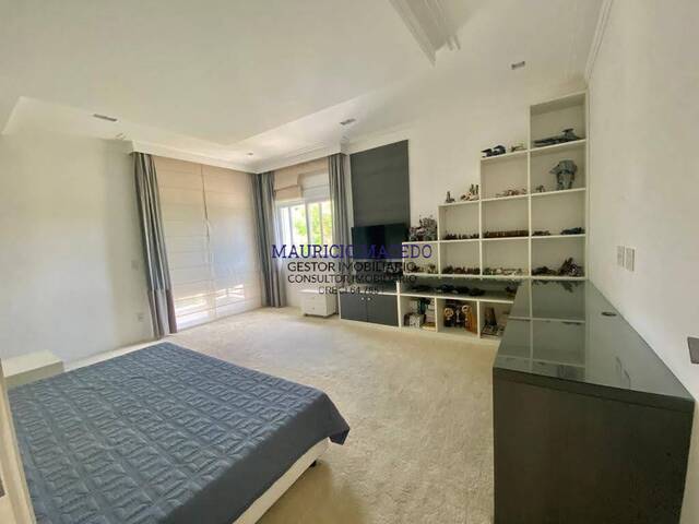 Casa para Venda em Santana de Parnaíba - 5
