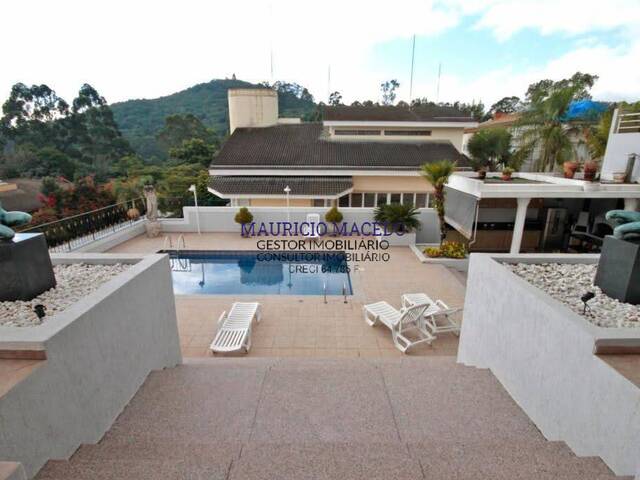 Casa para Venda em Santana de Parnaíba - 5