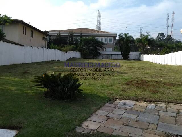 Terreno para Venda em Santana de Parnaíba - 4