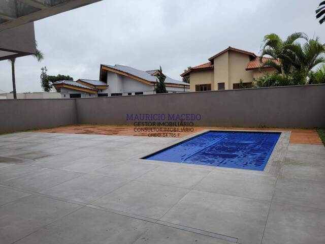 #1823 - Casa para Venda em Barueri - SP