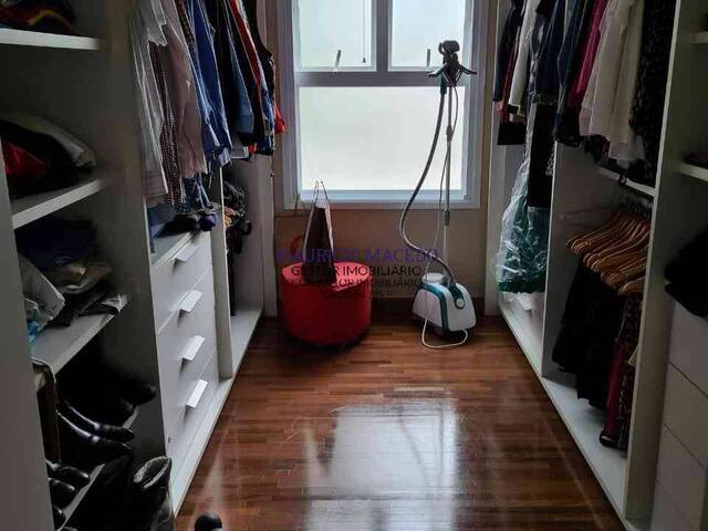 #1825 - Casa para Venda em Santana de Parnaíba - SP