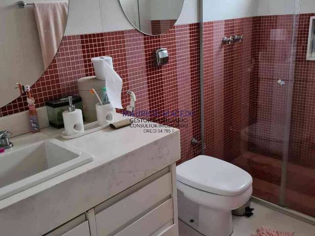 Casa para Venda em Santana de Parnaíba - 4