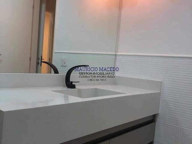 Casa para Venda em Santana de Parnaíba - 5