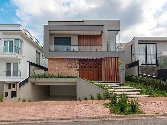 #1836 - Casa para Venda em Santana de Parnaíba - SP