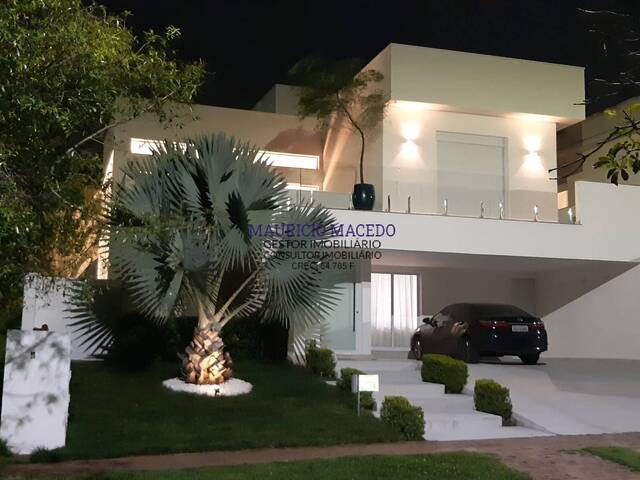 #1837 - Casa para Venda em Santana de Parnaíba - SP