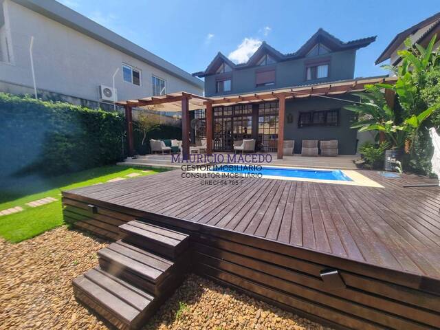 #1844 - Casa para Venda em Santana de Parnaíba - SP