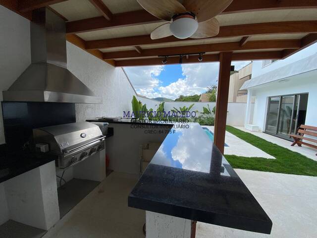 Casa para Venda em Santana de Parnaíba - 3