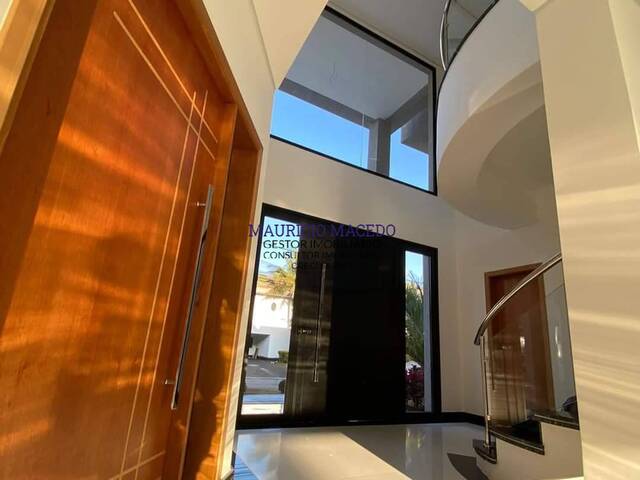 Casa para Venda em Santana de Parnaíba - 3