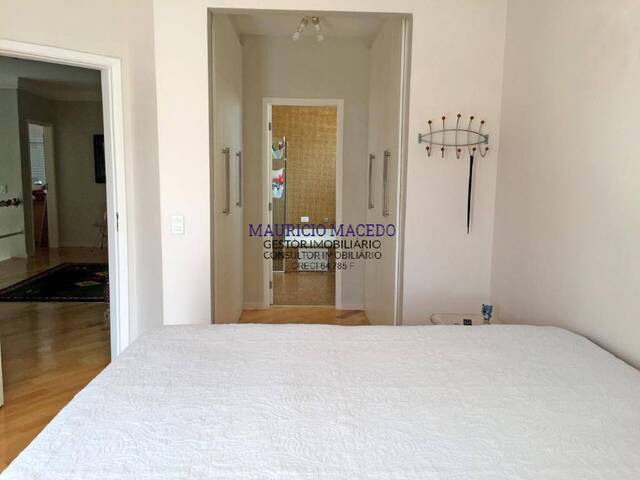 #1864 - Casa para Venda em Santana de Parnaíba - SP