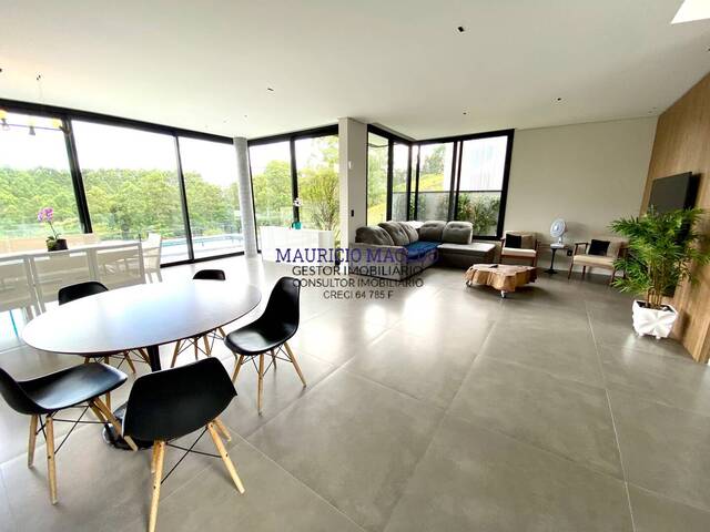 Casa para Venda em Santana de Parnaíba - 4