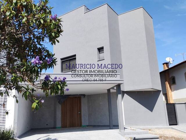 #1883 - Casa para Venda em Santana de Parnaíba - SP