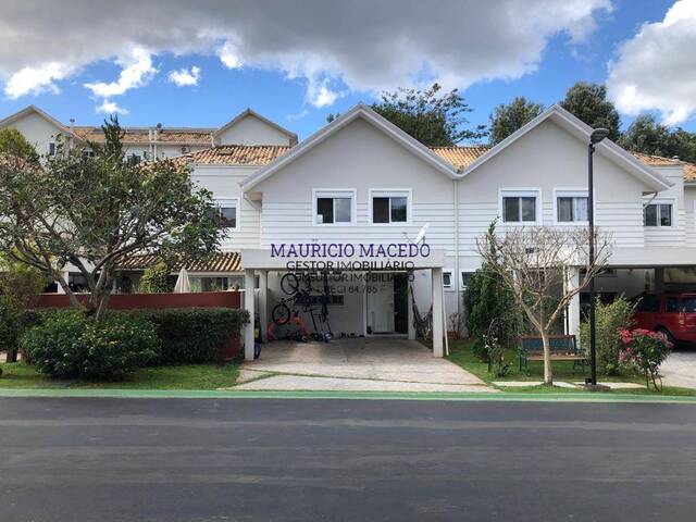 #1899 - Casa para Venda em Santana de Parnaíba - SP