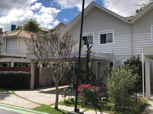 Casa para Venda em Santana de Parnaíba - 4