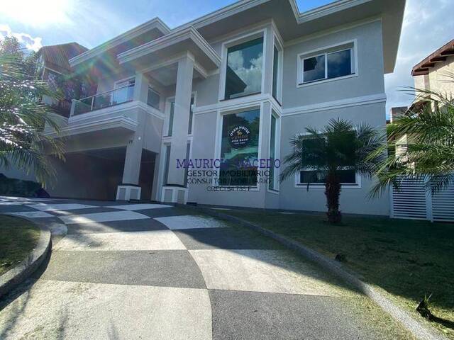 Casa para Venda em Santana de Parnaíba - 2