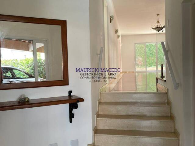 Casa para Locação em Santana de Parnaíba - 2