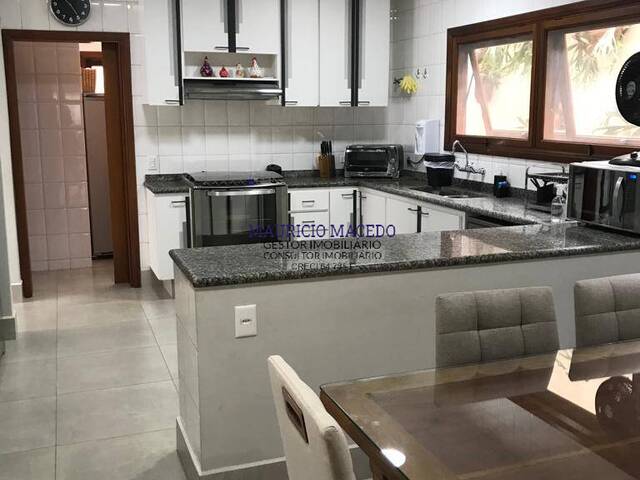 Casa para Venda em Santana de Parnaíba - 5