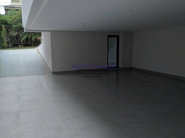 Casa para Venda em Santana de Parnaíba - 5